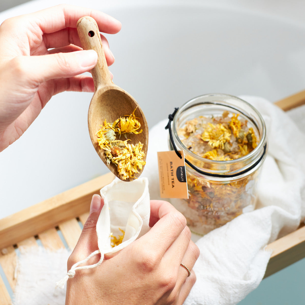 Badetee | Kanne | Jasmin & Ringelblume | Home Spa