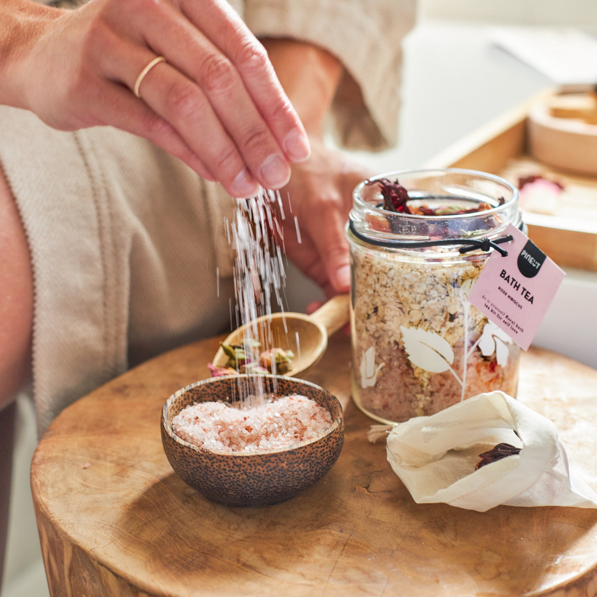Badetee | Glas | Rose & Hibiskus | Home Spa