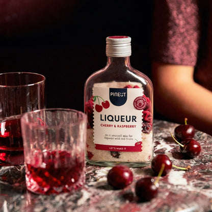 Pinienkirschlikör | Taschenflasche | Kirsche und Himbeere