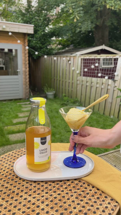 Limoncello selber machen | DIY-Cocktail in der Flasche | Bio | Pinienkerne
